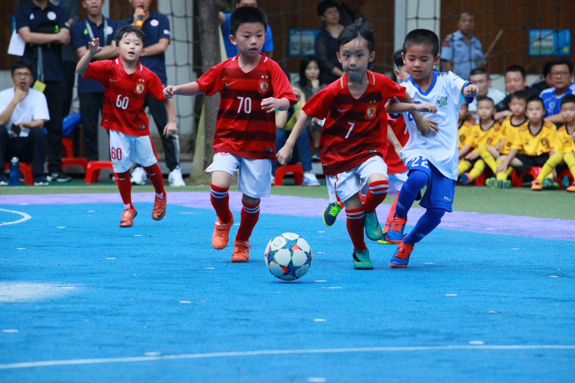 美记：米切尔的挫败感在加剧，贾莱特·阿伦成各队关注对象