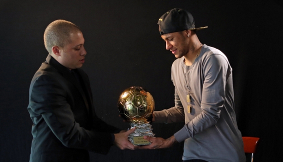 西甲与球员协会将再次会谈，特巴斯未放弃未来继续推行海外赛（西甲与球员工会将再议，特巴斯仍坚持未来推动海外赛）