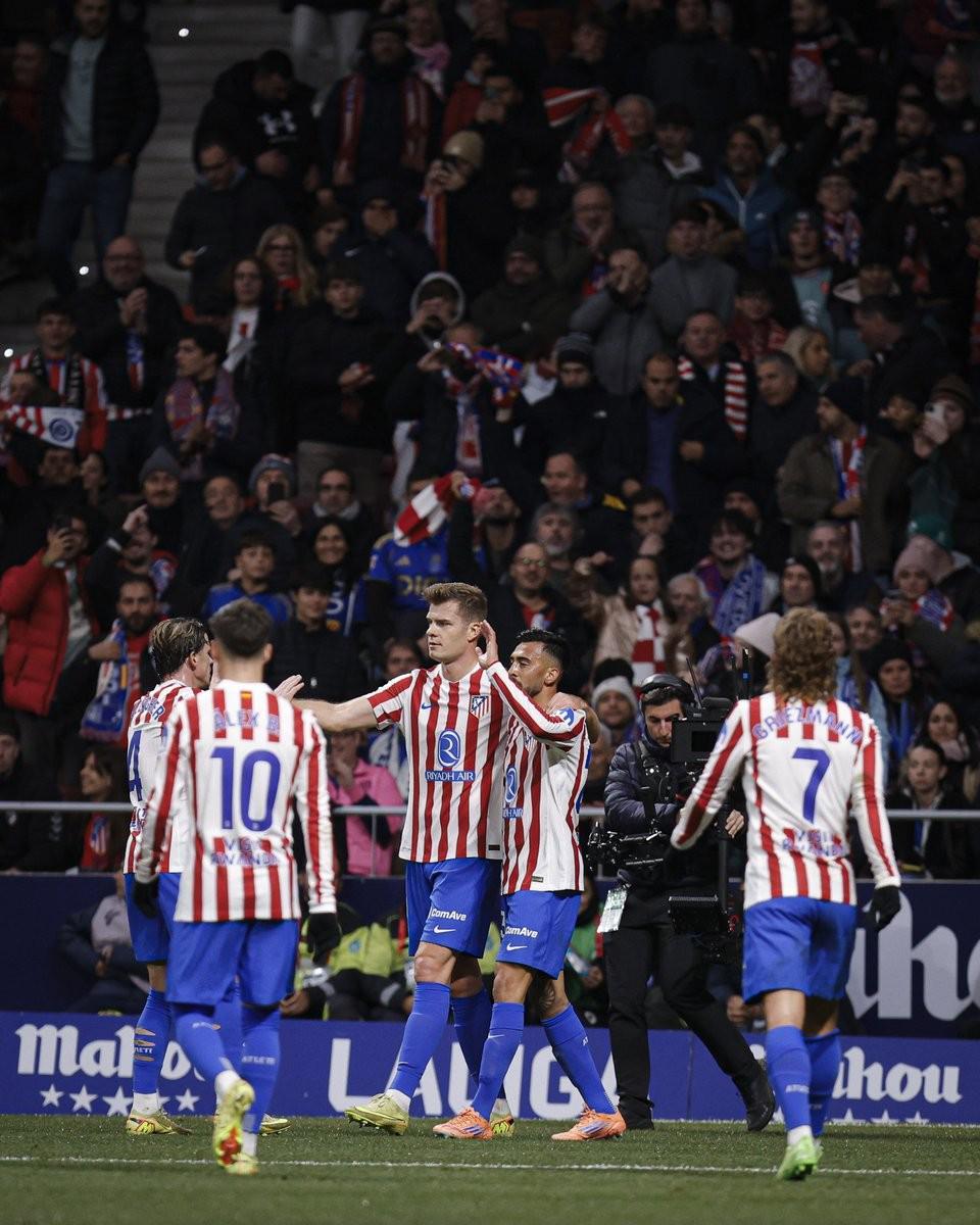 德甲前瞻：多特蒙德联赛主场不败，霍芬海姆进攻火力强劲（德甲前瞻：多特联赛主场不败延续，霍芬海姆进攻端状态火热）