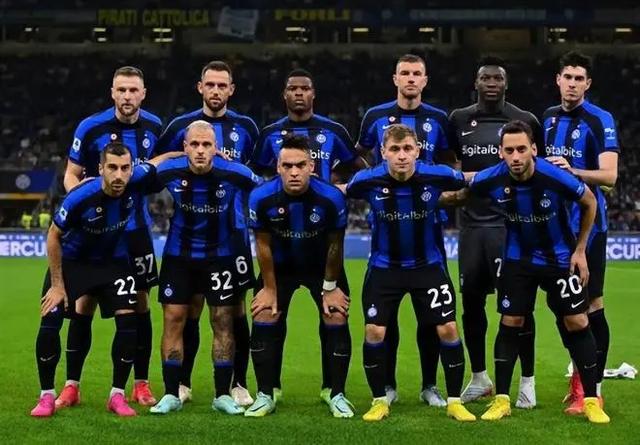 跟队：尤文近期一直在和B席接触，球员不想与曼城续约