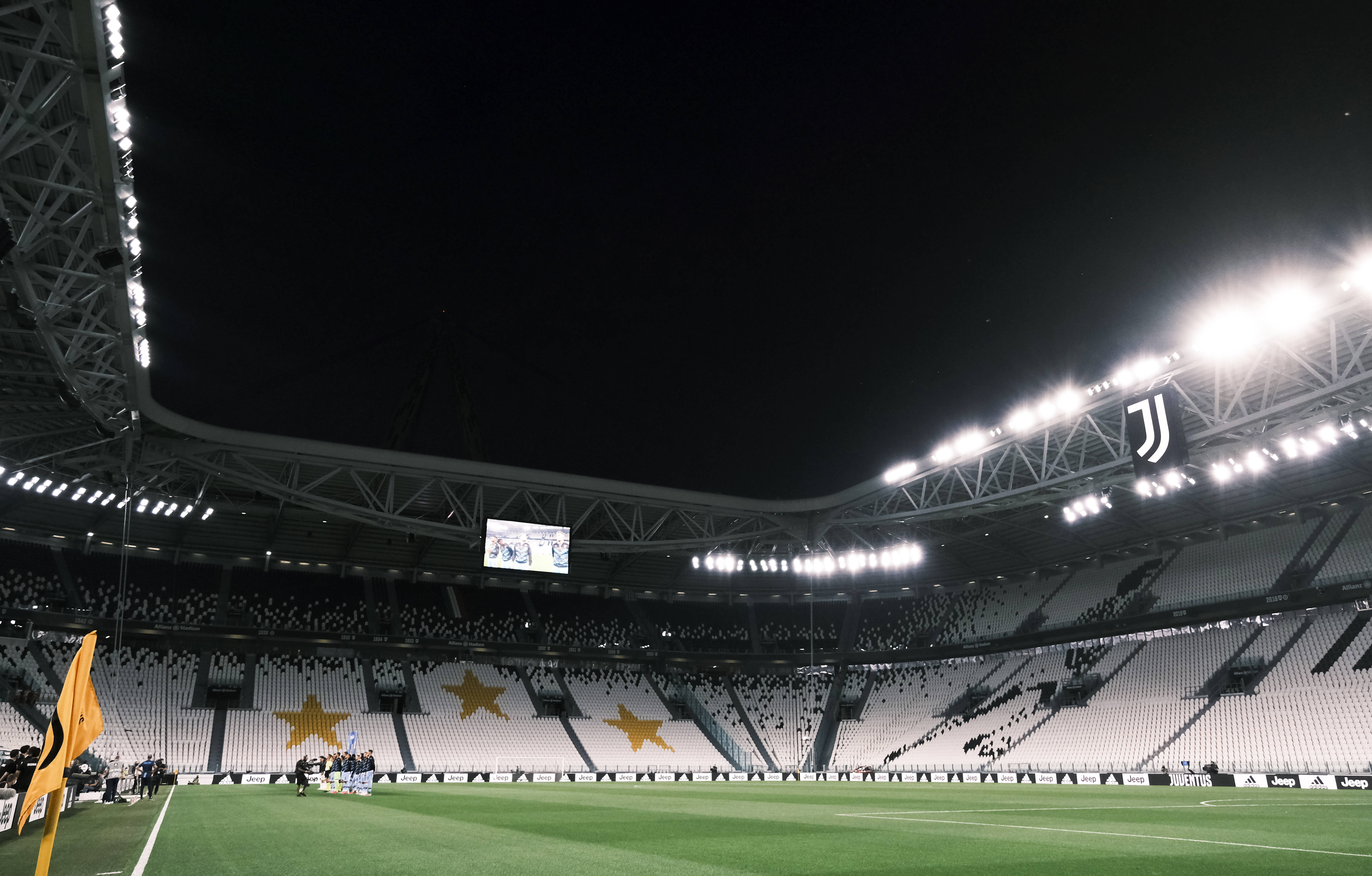 近50年第二人！杰伦·约翰逊近5场合砍150分69篮板54助攻