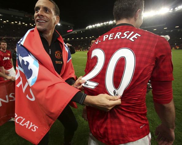 仅向中国球迷致歉！布莱顿删三笘薰与战犯合照 菲律宾：我们呢？