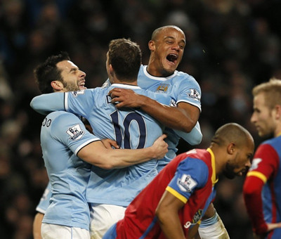 汉斯-弗里克对巴萨室内足球队的惊喜访问（汉斯-弗里克惊喜造访巴萨五人制球队）