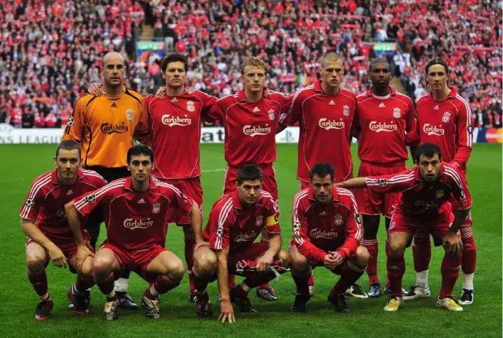 气温未降，“雪”先来了？杭州桐庐滑雪场“开板”，半个月后还有“夜滑”