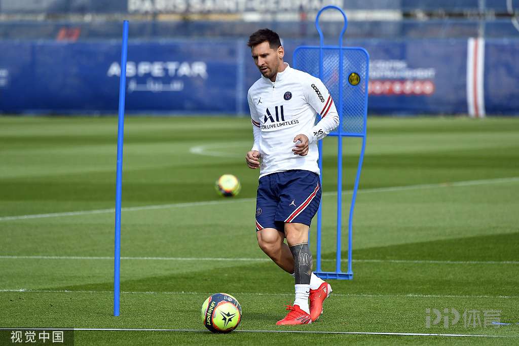 世体：欧足联批准巴萨重返诺坎普踢欧冠，首战对阵法兰克福（世体：欧足联同意巴萨回归诺坎普征战欧冠，首战迎战法兰克福）